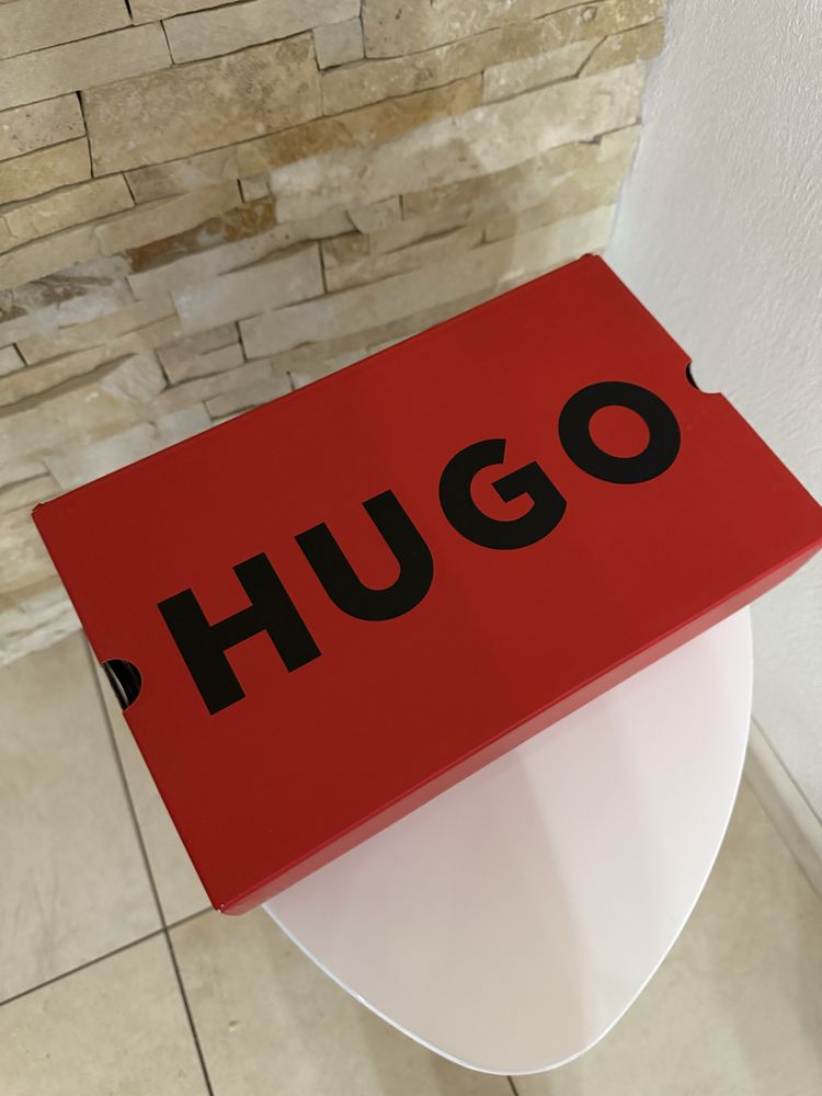 Чоловічі кросівки HUGO Cilan