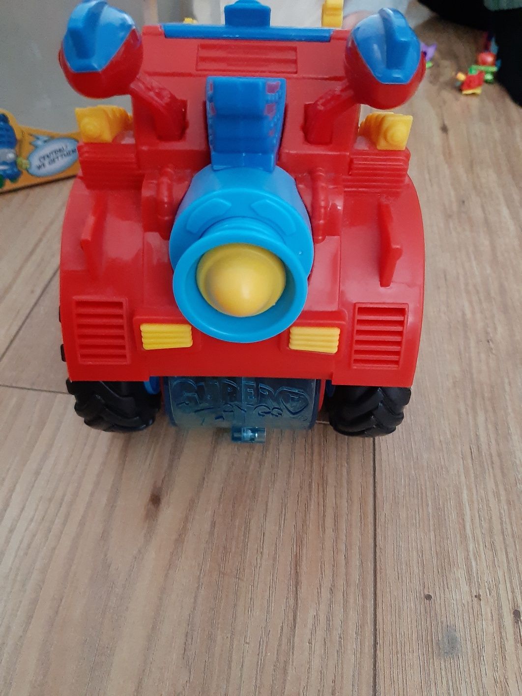 Super things Hero Truck monster Roller