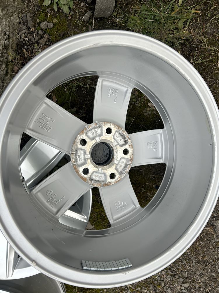 5/112r16 VW T Roc Golf Passat Jetta  і інші 5/112r16