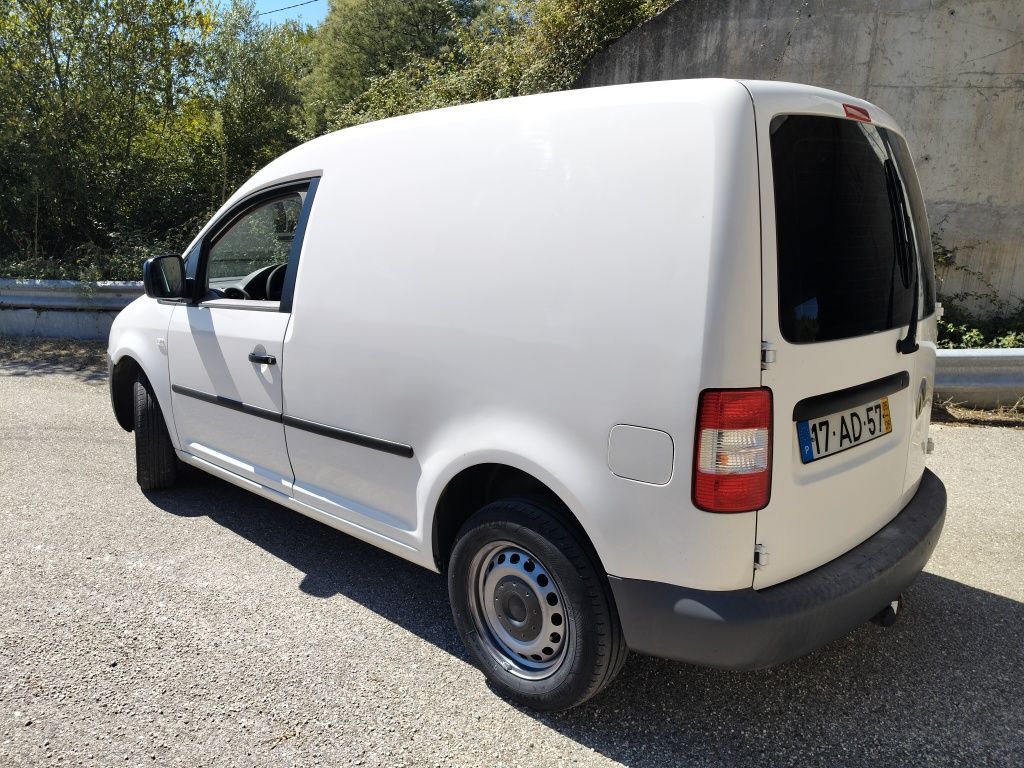 VW Caddy 1.9tdi com AC