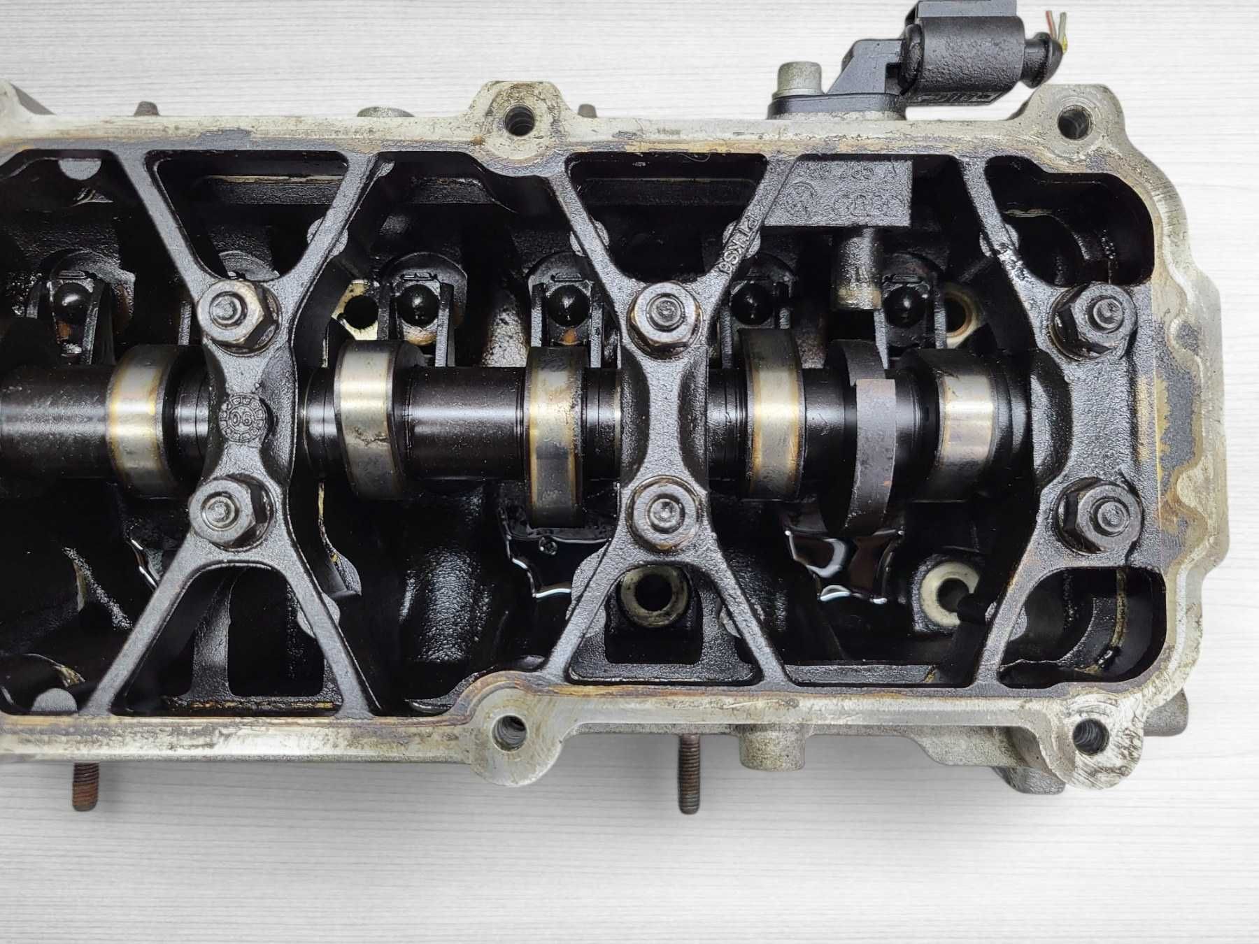 ГБЦ головка блока Audi A4 B5 B6 B7 Skoda Octavia A5 1.6 8V