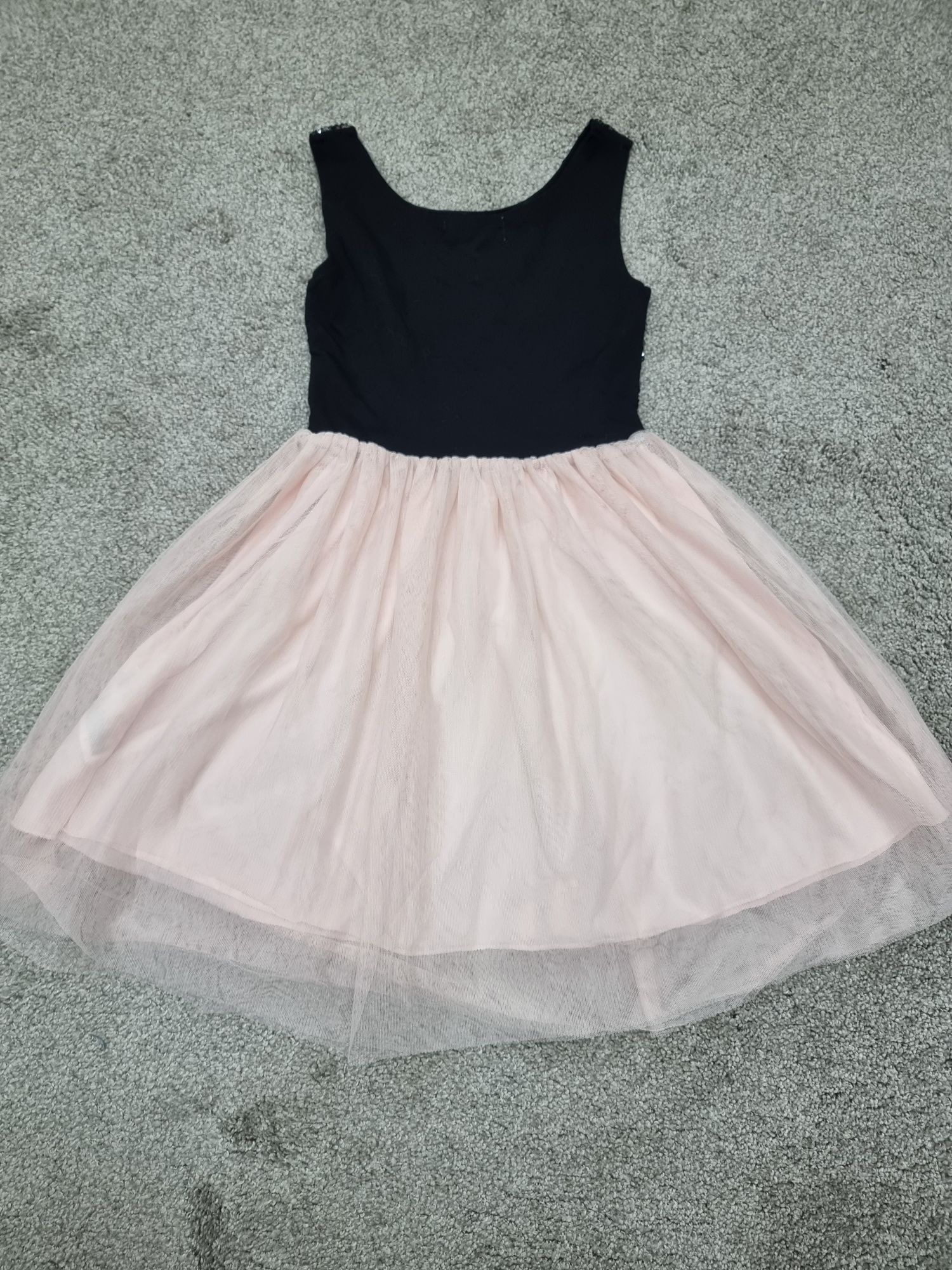 Нарядное фатиновое платье H&M 8-9-10 л 134-140