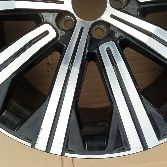 felga 20 volvo xc90 ii r-design 9x20  oryginaŁ