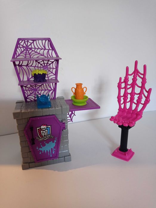 Мебель аксессуары куклы Монстер хай.