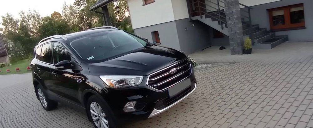 Ford escape 2018 року