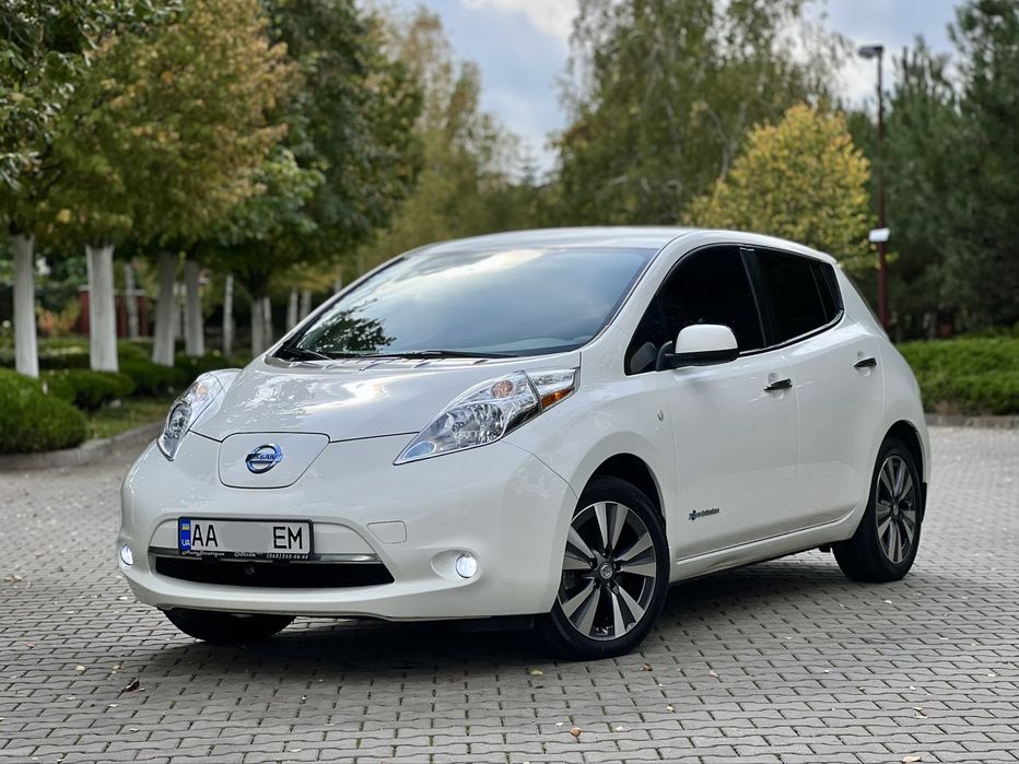 Nissan Leaf 2015 30kWh SV