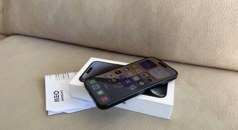 Iphone pro 15 com garantia