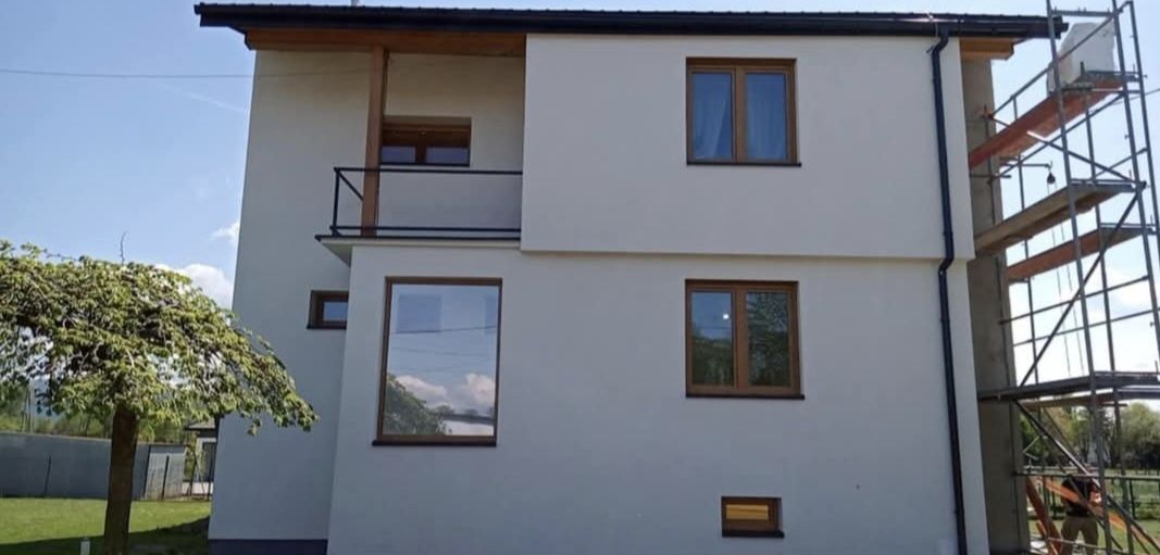 Elewacje izolacje ścian fasady docieplenia starych i nowych budynków