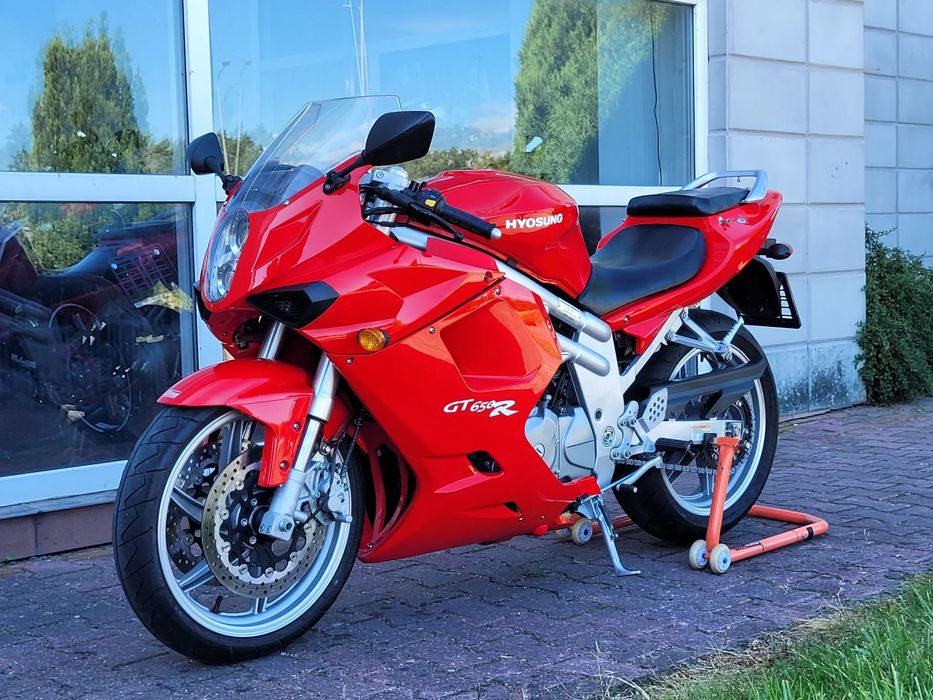 Hyosung GT Hyosung GT650R,film!!!