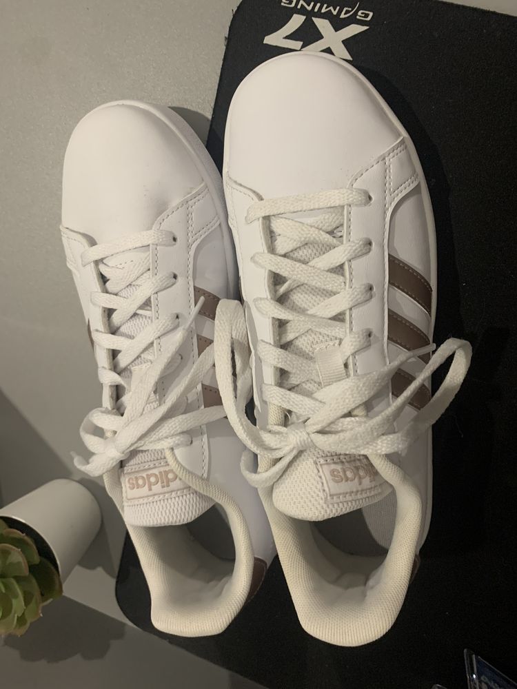 Buty  ADIDAS super star białe OKAZJA