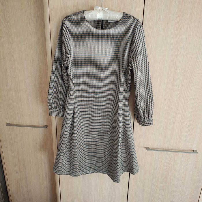 Sukienka w pepitkę Reserved 34/XS