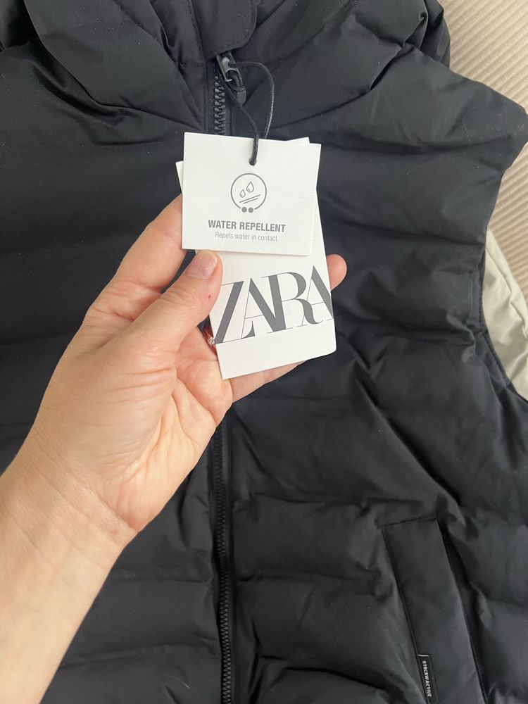 Жилети Zara 128,134см