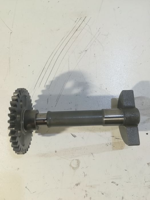 Balanser wałek balansujący wałek wyważający suzuki LTR 450 08r