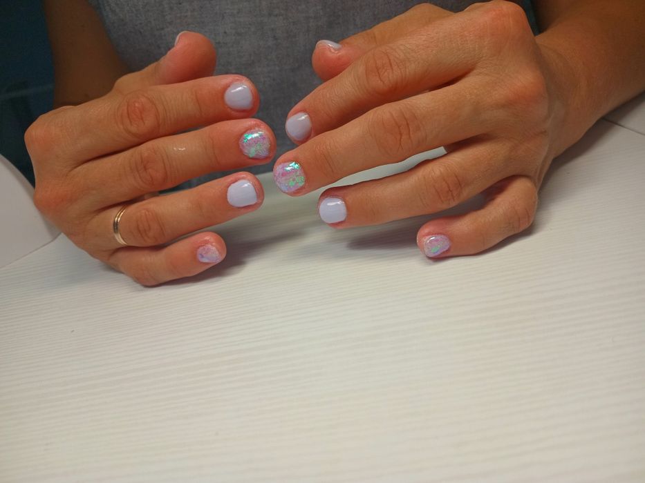 Манікюр Троєщина