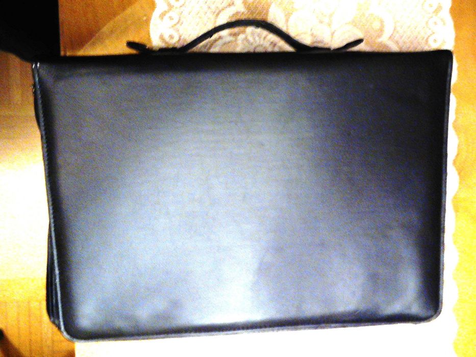 Teczka, aktówka czarna