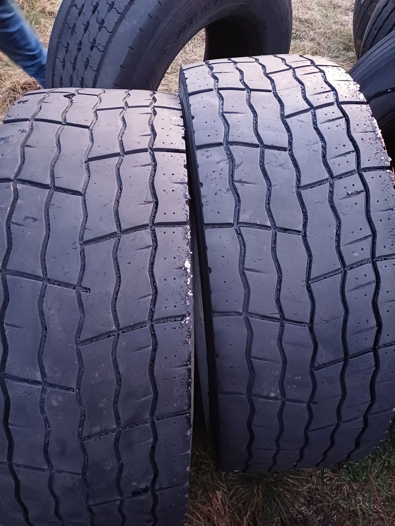 3 Opony 385/65R 22.5 i 2 opony 315/70 R22.5