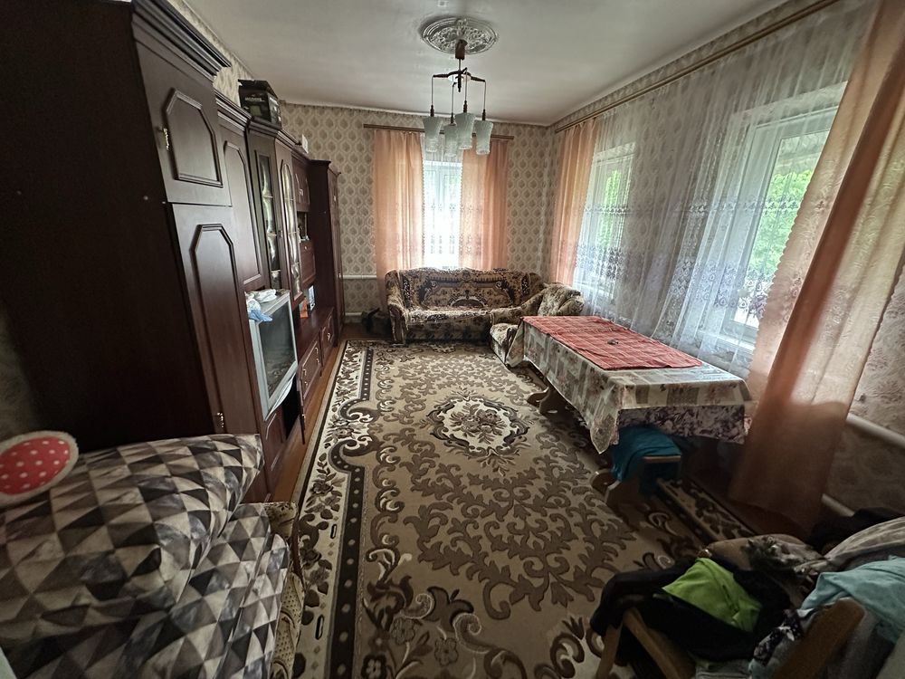 Продаж добротного будинку