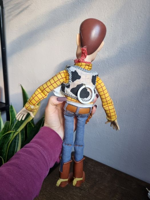 Toy story szeryf disney chudy lalka mówi figurka gadająca