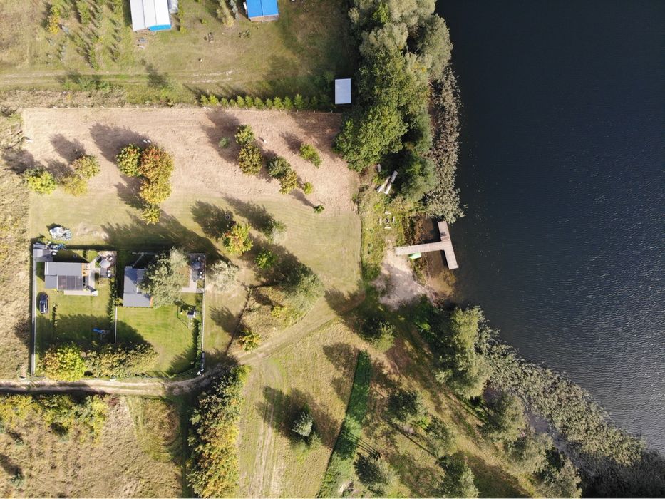 Domek całoroczny z balią nad pięknym jeziorem Bukowskim