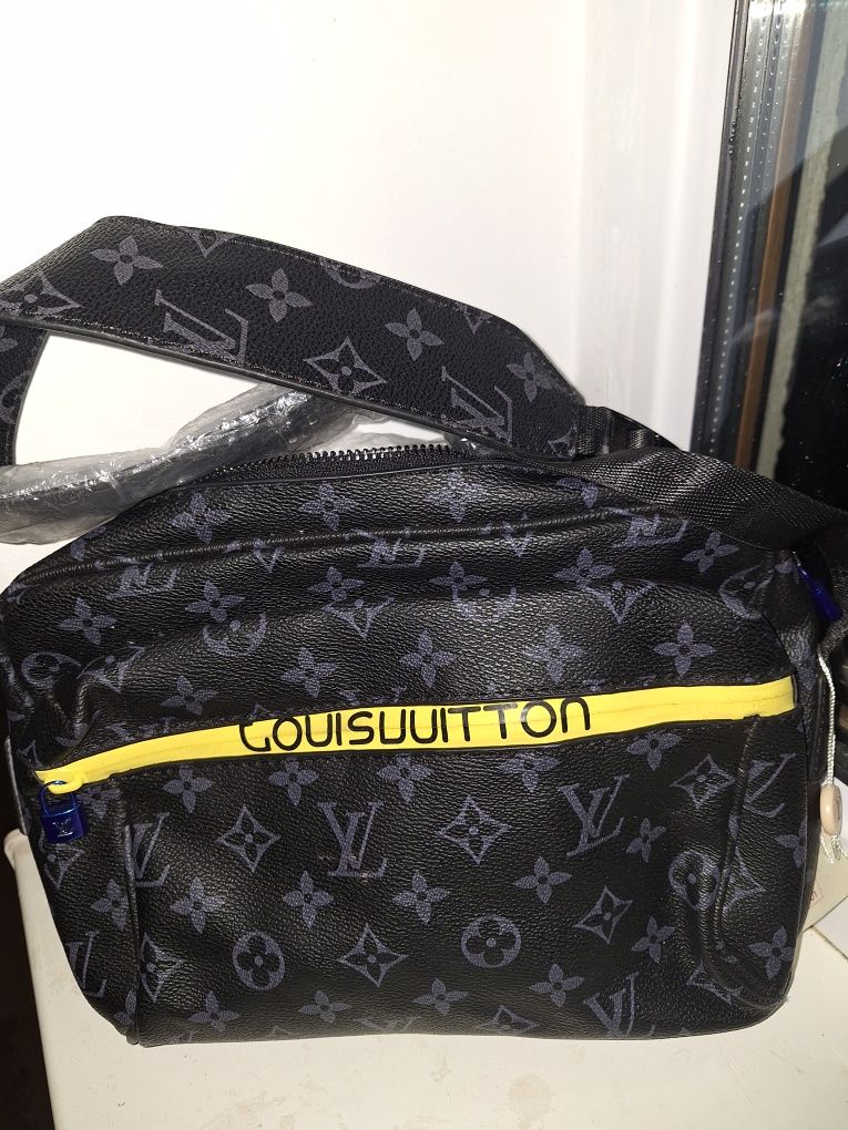 Сумочка LOUIS   Vuitton