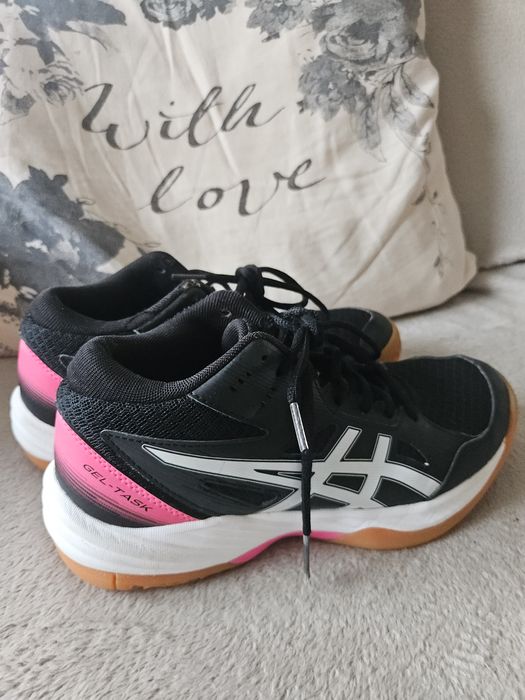 Buty siatkarskie damskie Asics Gel-Task MT 3 1072A081 rozm 37.