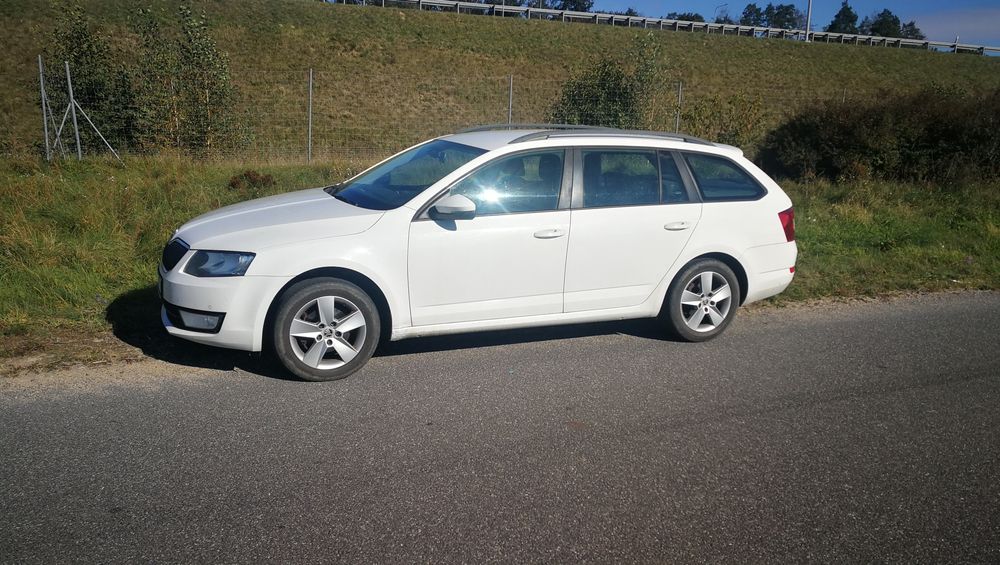 Skoda Octavia 3  1,6 TDI 2015 w ciągłym użytkowaniu.