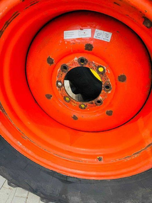 Шини б/у з дисками Continental 800/65R32 (30.5LR32) 172A8 AC70H