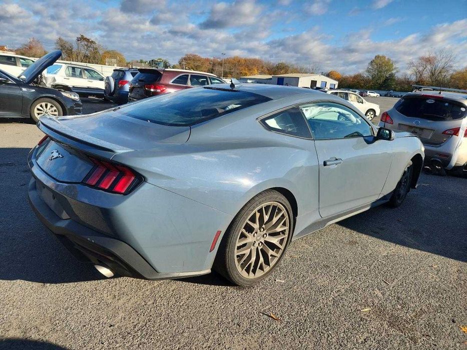 2025 Ford Mustang американська класика в дорозі