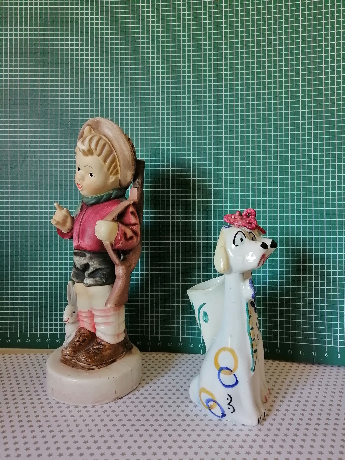 Conjunto de 2 figuras antigas em cerâmica