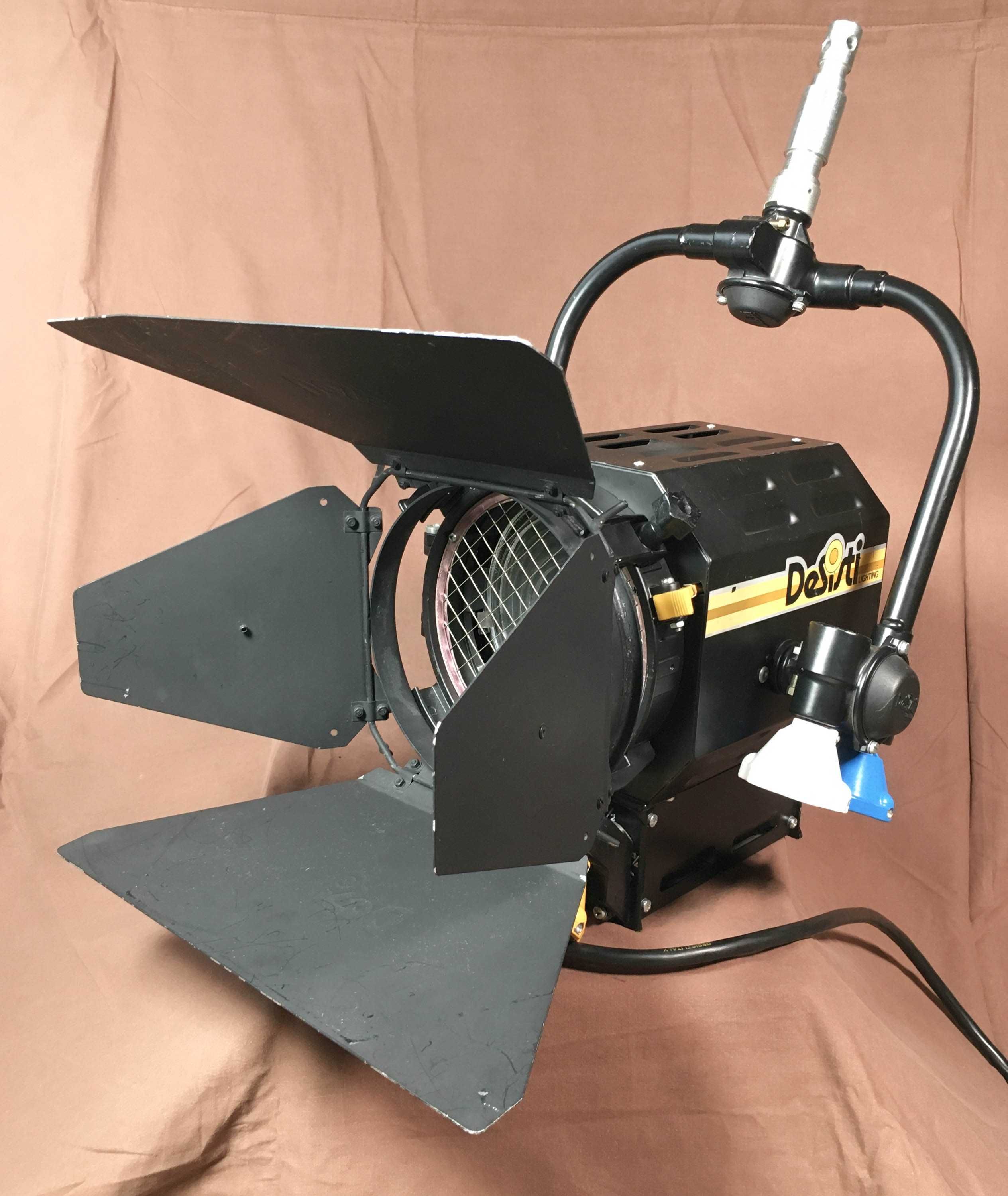 lampa filmowa studyjna sceniczna 1000W Desisti Leonardo 311 - fresnel