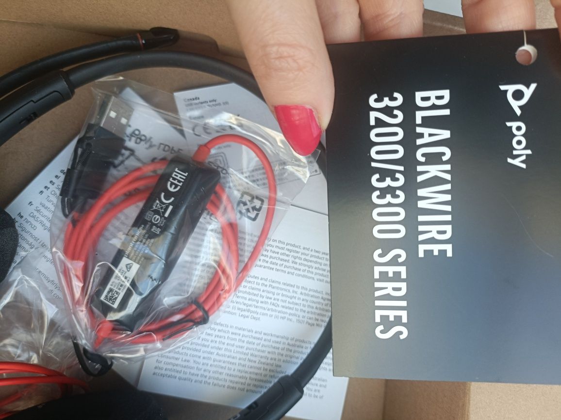 Zestaw słuchawkowy poly BLACKWIRE 3220