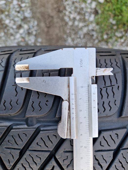 Opony zimowe Pirelli Sottozero 3 Winter 225/45r18 (95V) XL