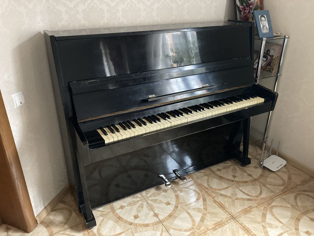 Піаніно "Украина"
