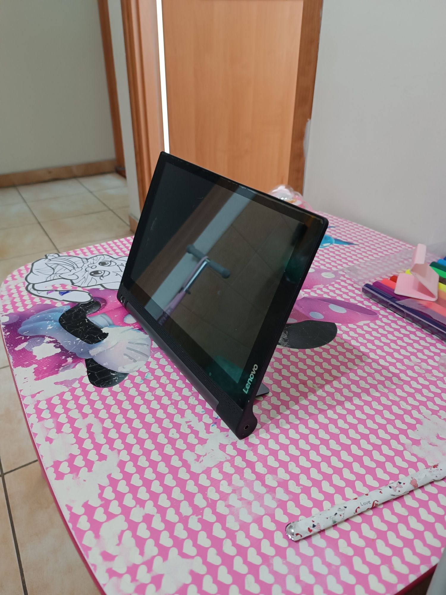 Sprzedam Tablet w dobrym stanie
