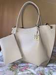 Bolsa Armani Exchange Bege.