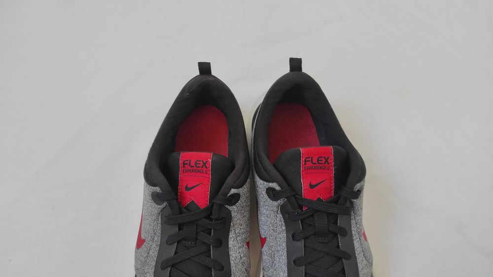 Кросівки Nike Flex Experience 8
розмір: 42