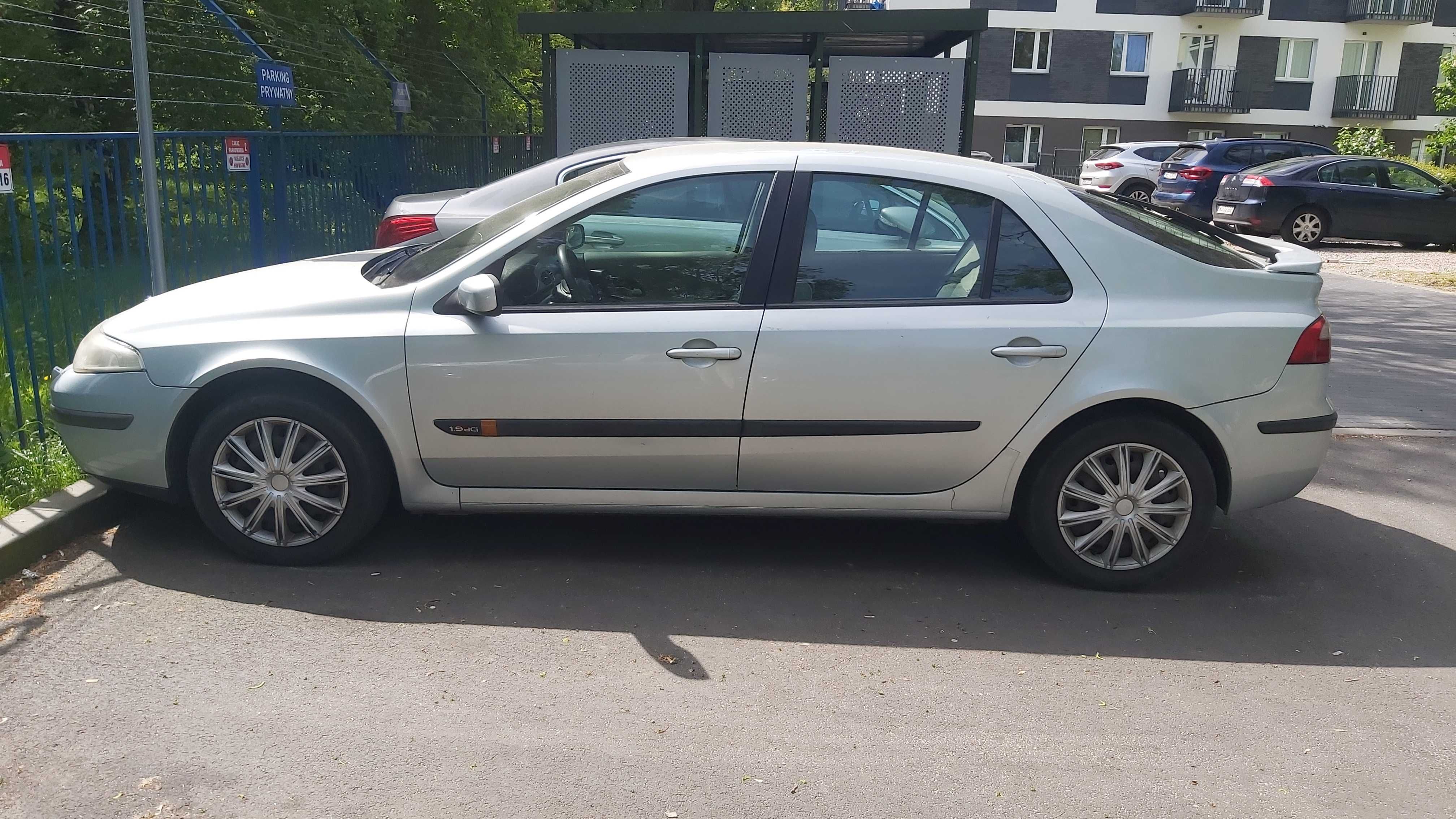 Samochód Renault Laguna II 2004r.