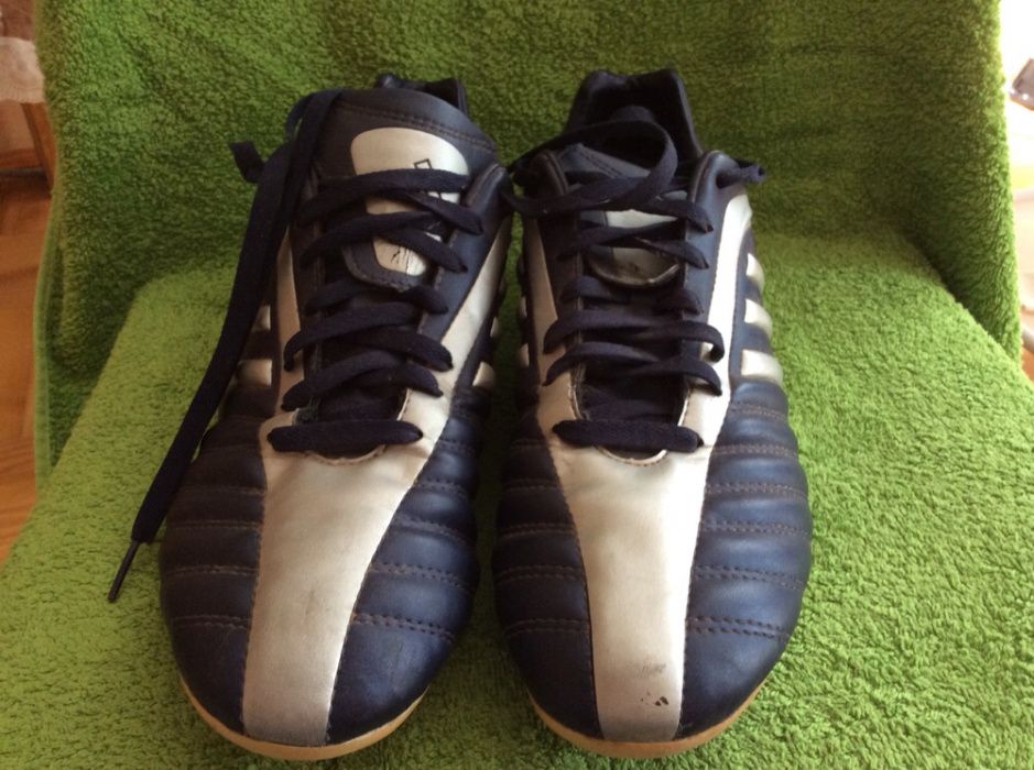 Buty piłkarskie Adidas rozmiar 47,5 dlugosc wkladki 29,5 cm