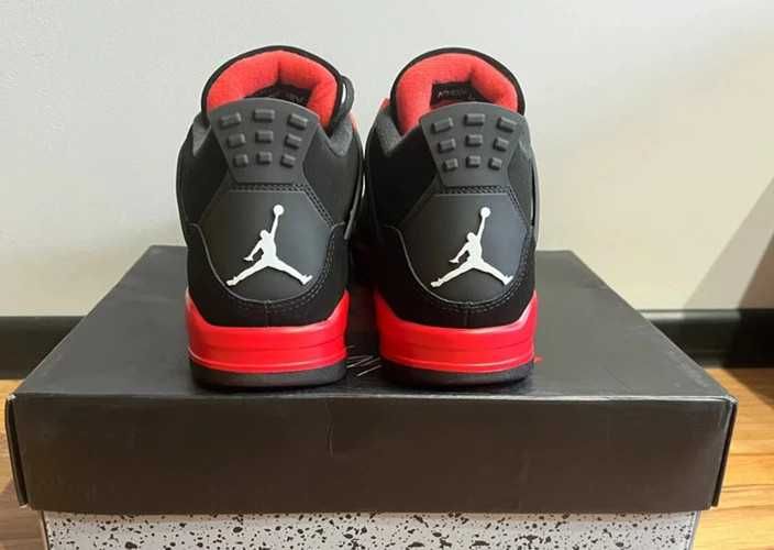 Jordan 4 Retro Red Thunder R.43