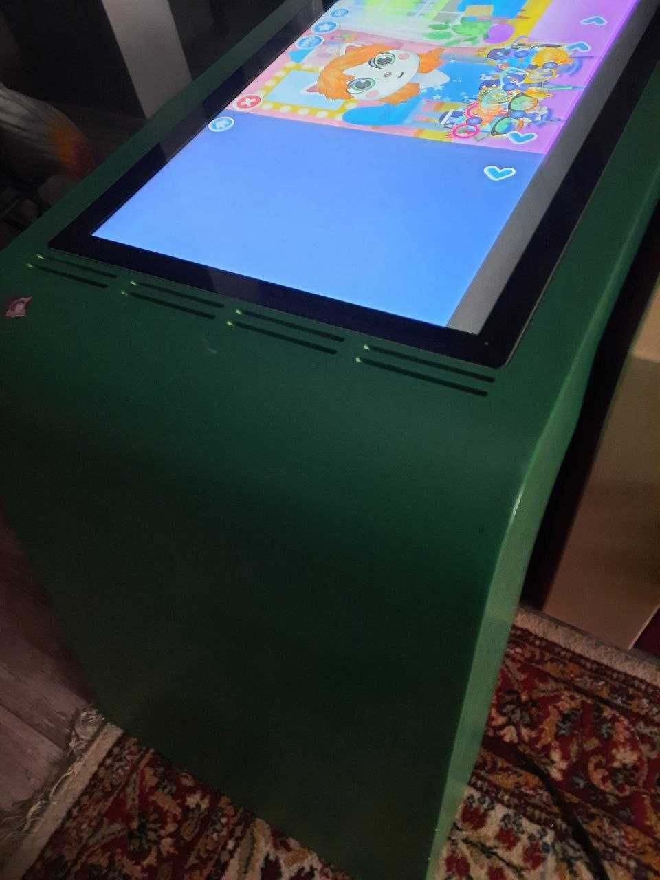 Інтерактивний стіл (70 тис. грн) для дитячого садочка, центру