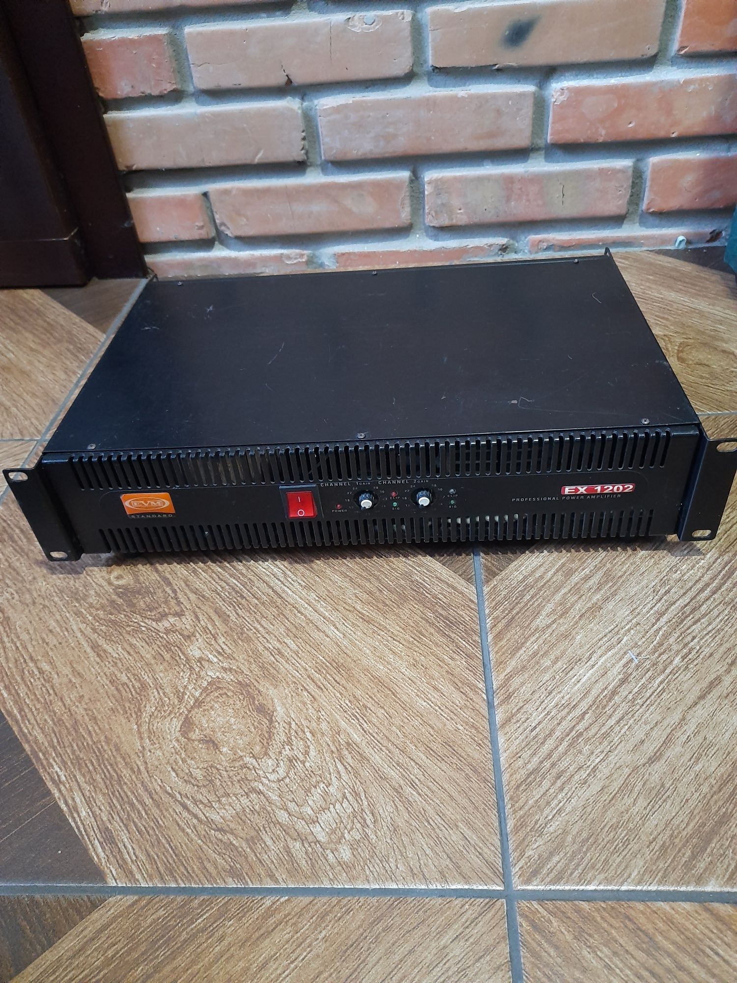 Підсилювач EVM EX 1202.