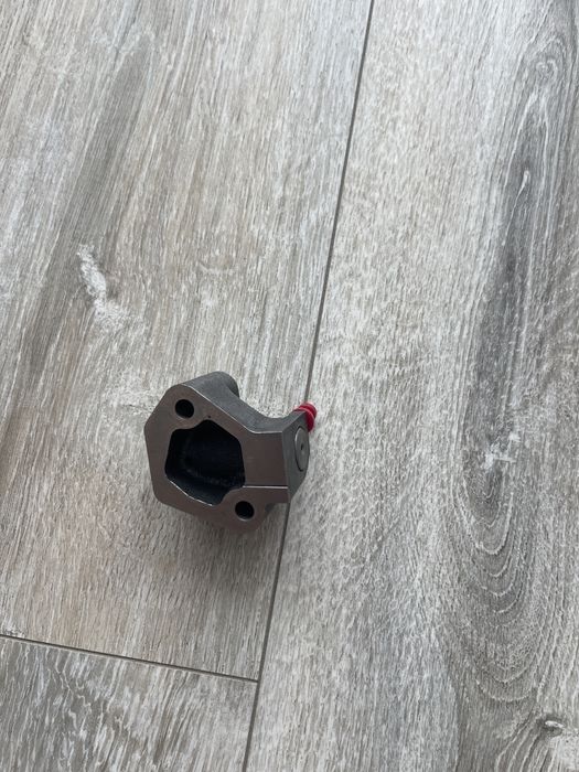 Натяжитель цепі ГРМ Ніссан