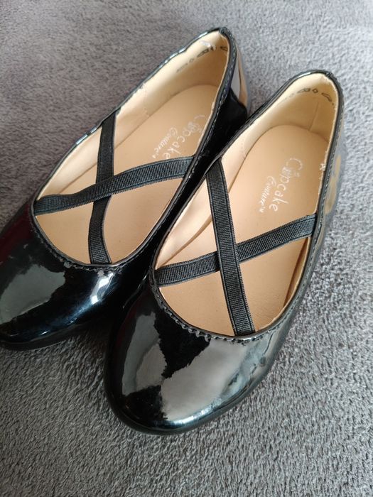 Balerinki czarne roz 25