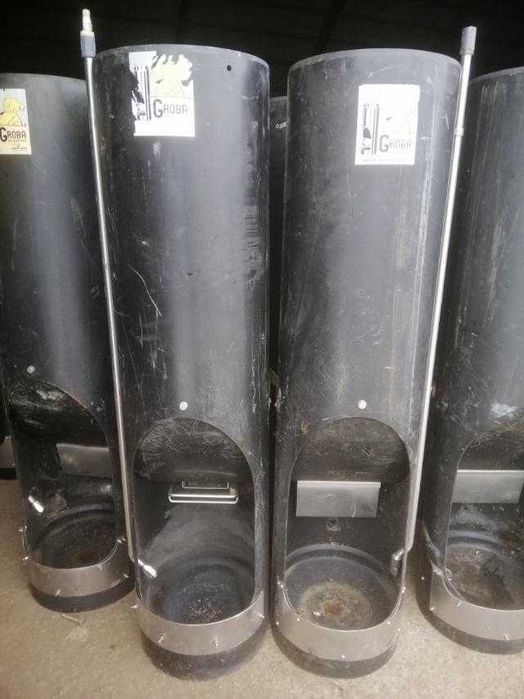 Годівниця, обладнання для свиней (кормушка)