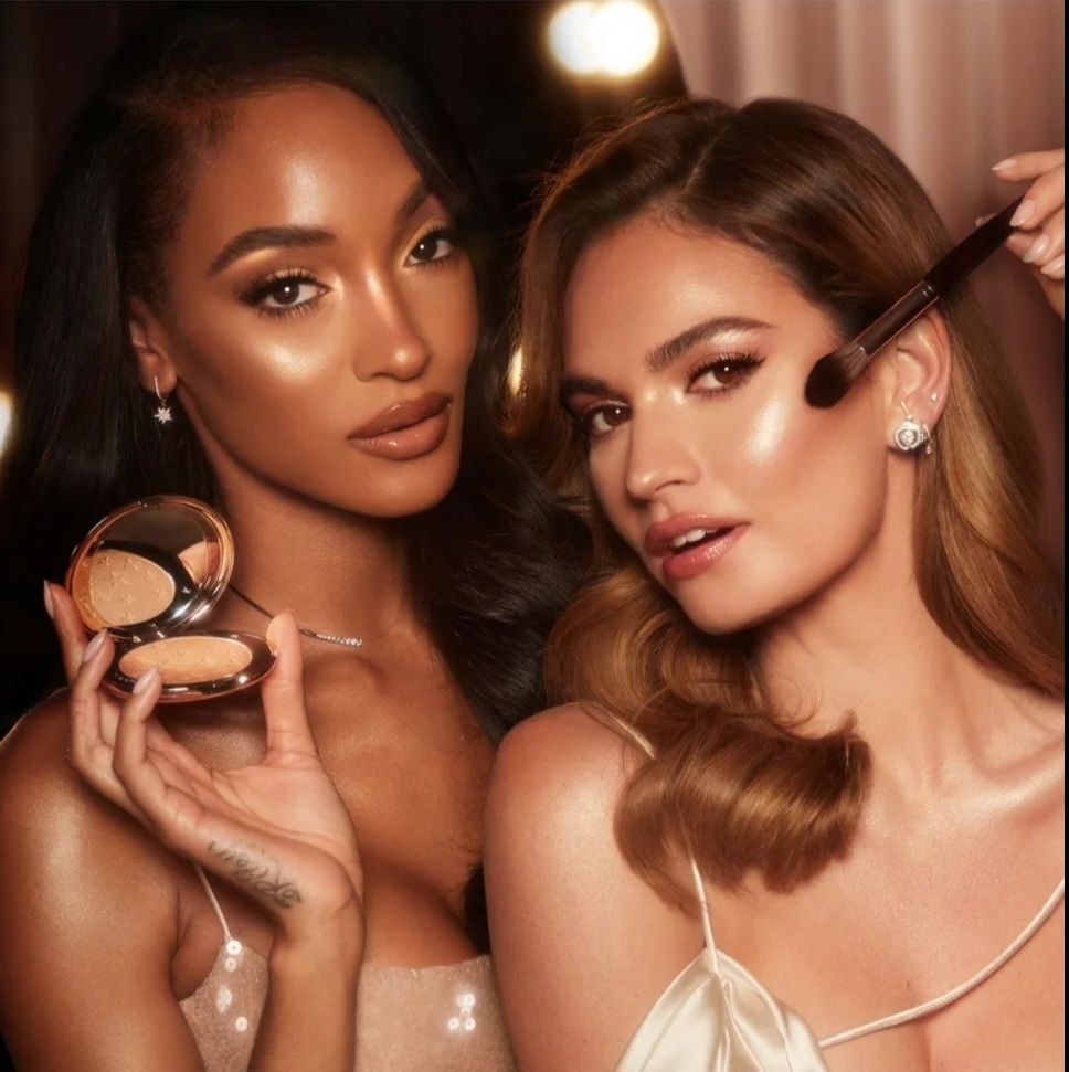 Charlotte Tilbury rozswietlacz glow glide moonlight glow