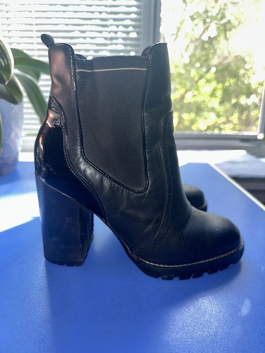 Чоботи жіночі Arezzo