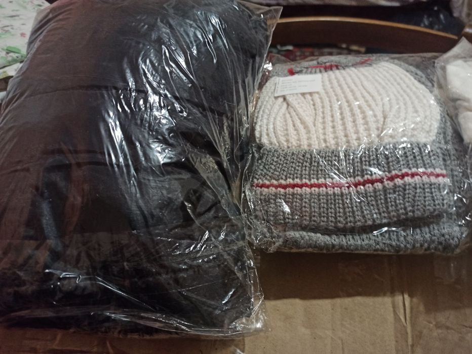 Комбинезон 0-3 шапка шарф, пижама