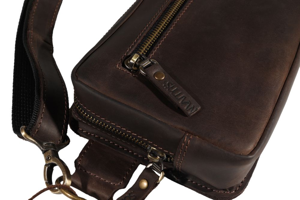 Сумка чоловіча слінг на плече бананка sms20-2(25) коричнева