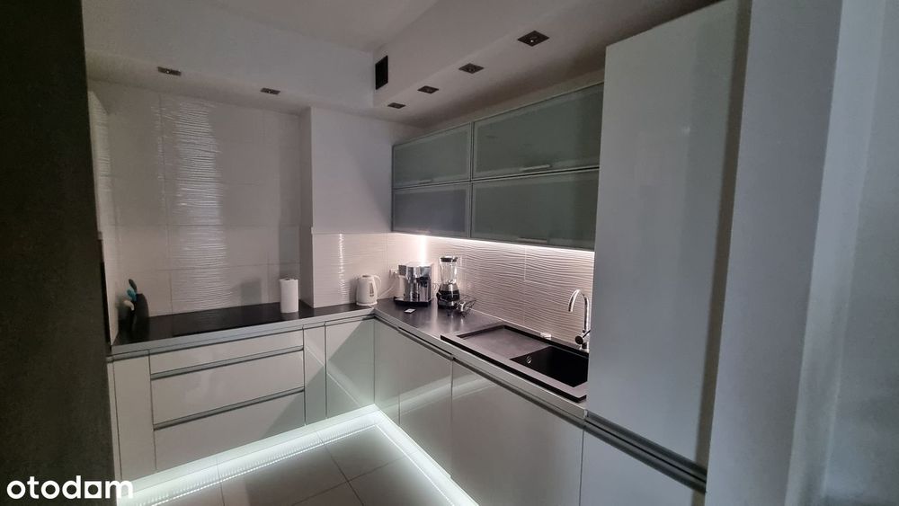 "Miasteczko Wilanów" Nowoczesne mieszkanie BEZPOŚREDNIO !