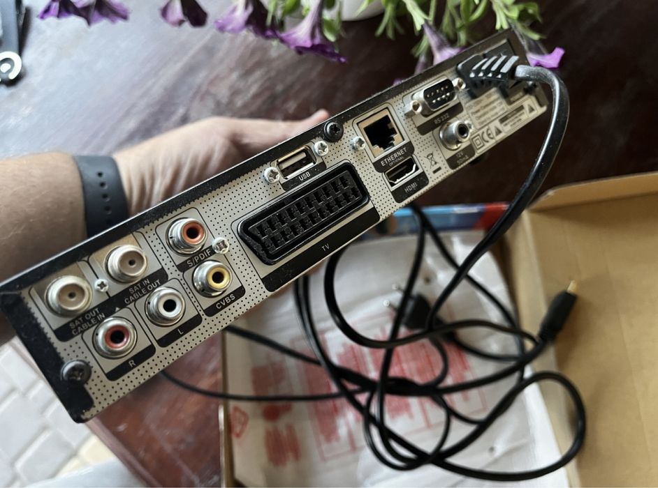 Супутниковий ресивер Opticum HD 403p (400грн)